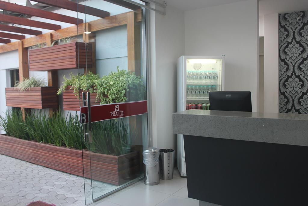 Pratti Hotel Линярес Екстериор снимка