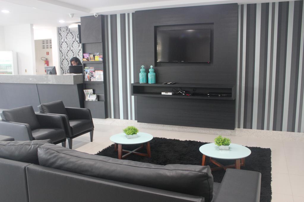 Pratti Hotel Линярес Екстериор снимка
