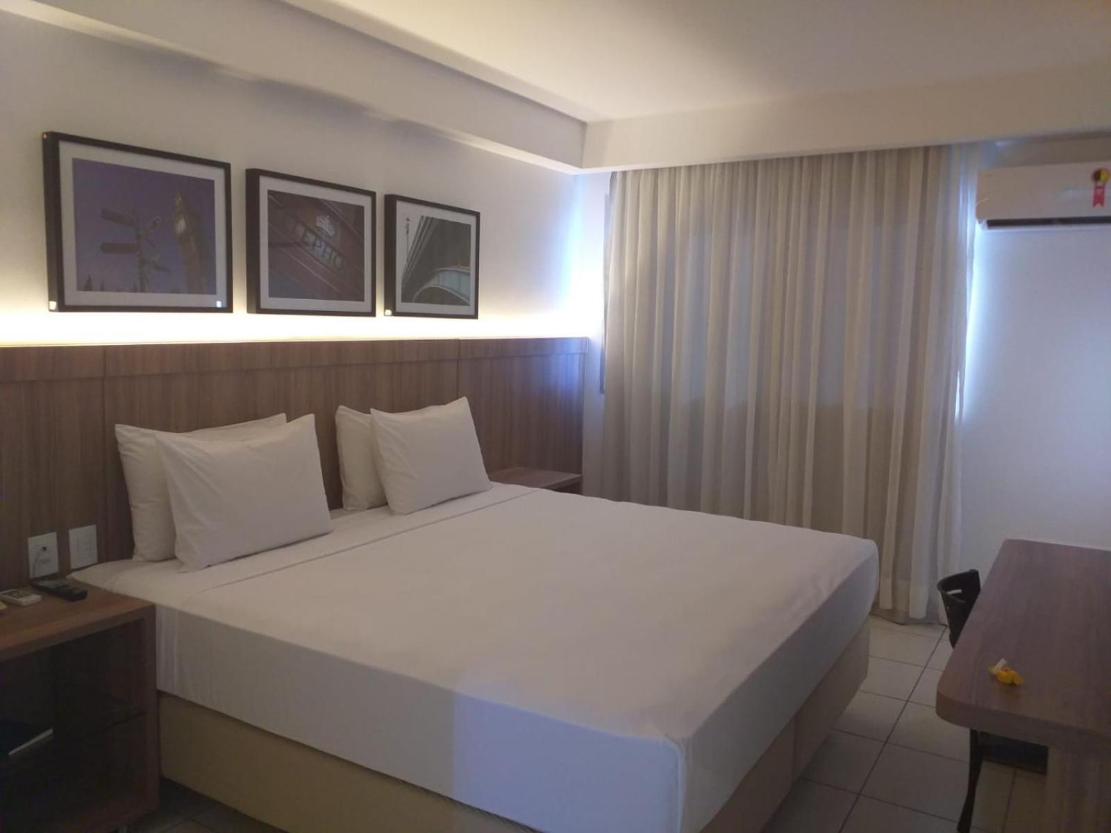 Pratti Hotel Линярес Екстериор снимка