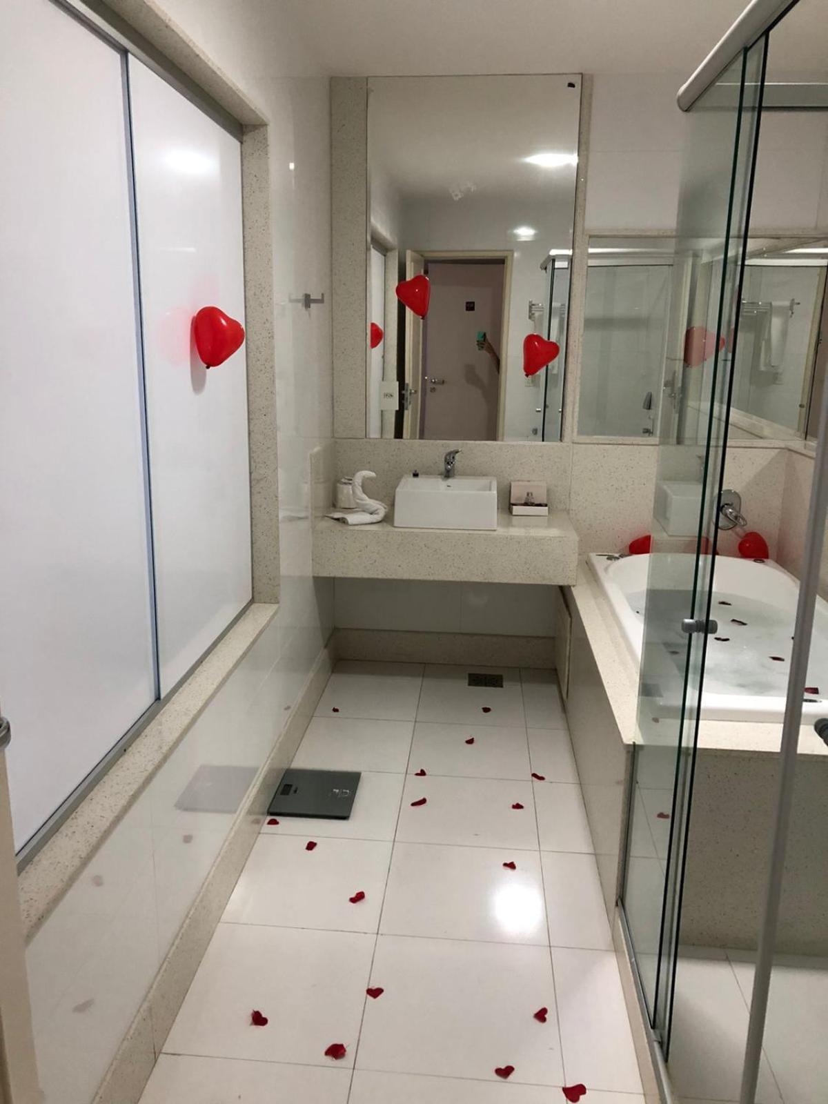 Pratti Hotel Линярес Екстериор снимка