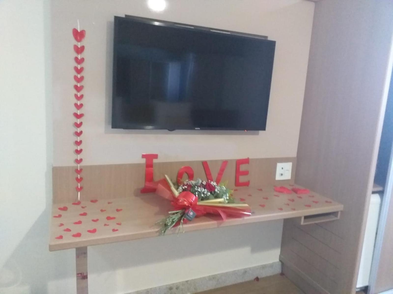 Pratti Hotel Линярес Екстериор снимка