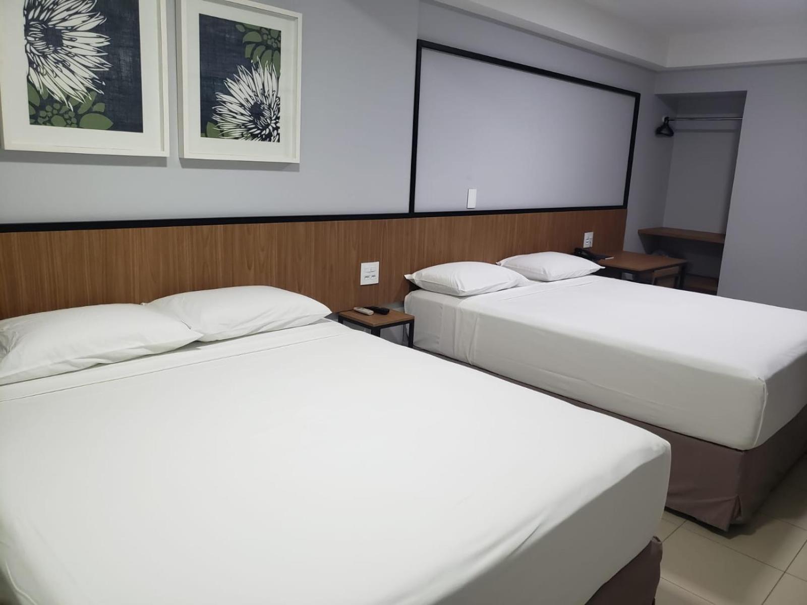 Pratti Hotel Линярес Екстериор снимка